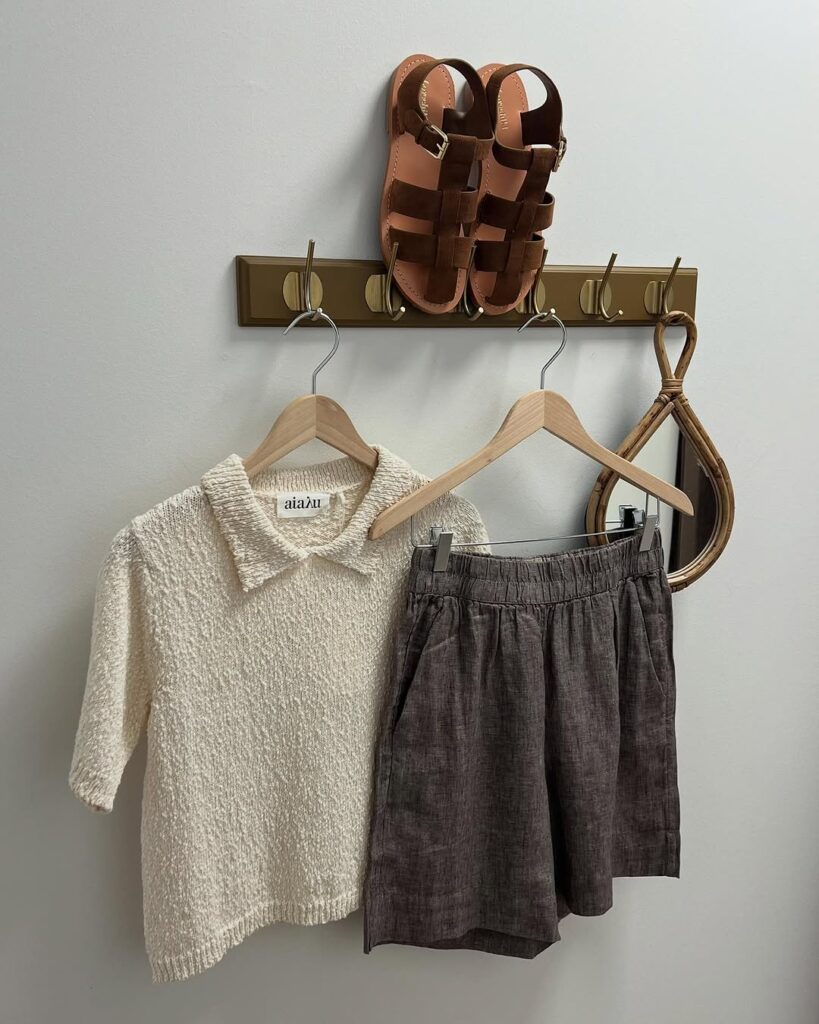 Fineste sommersæt fra @aiayu🤍

Lækre hørshorts og smuk bomuldstop - Sættet er stylet med vores skønne sandaler fra @lovechild1979🤍